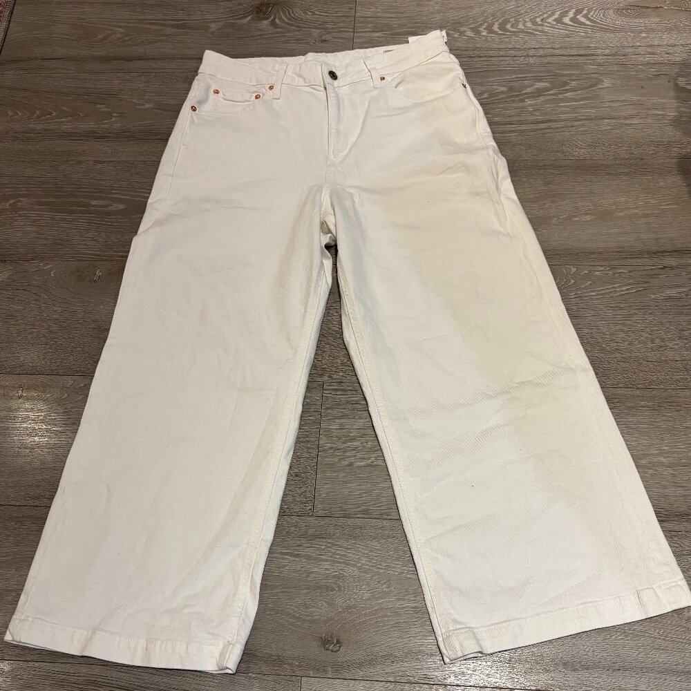 White High Waisted Wide Leg Jeans (NWT)